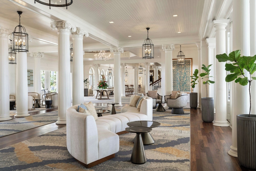 Moana Surfrider A Westin Resort & Spa Waikiki Beach - photo 4