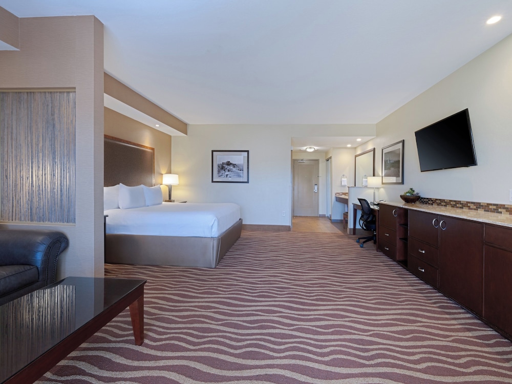 Holiday Inn Resort The Squire at Grand Canyon by IHG - photo 54