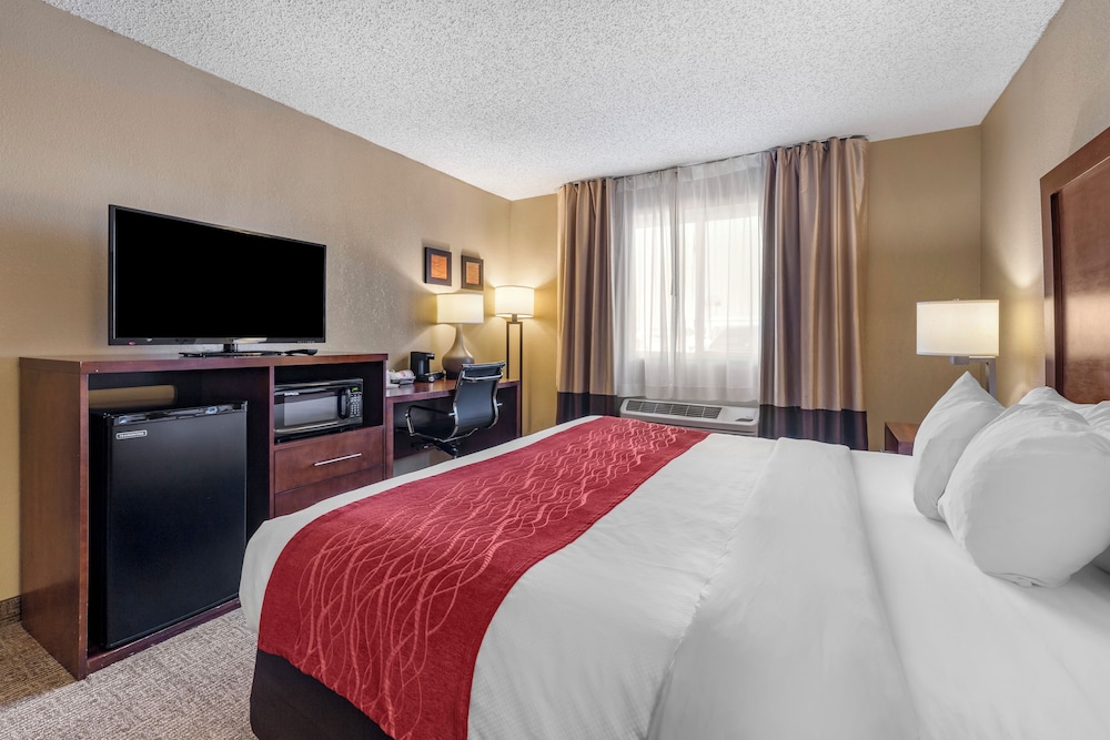 Comfort Inn & Suites Hays I 70 - photo 7