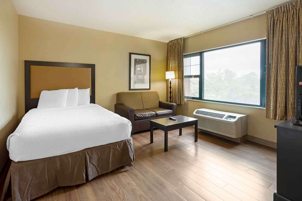 Extended Stay America Suites Meadowlands Rutherford - photo 23