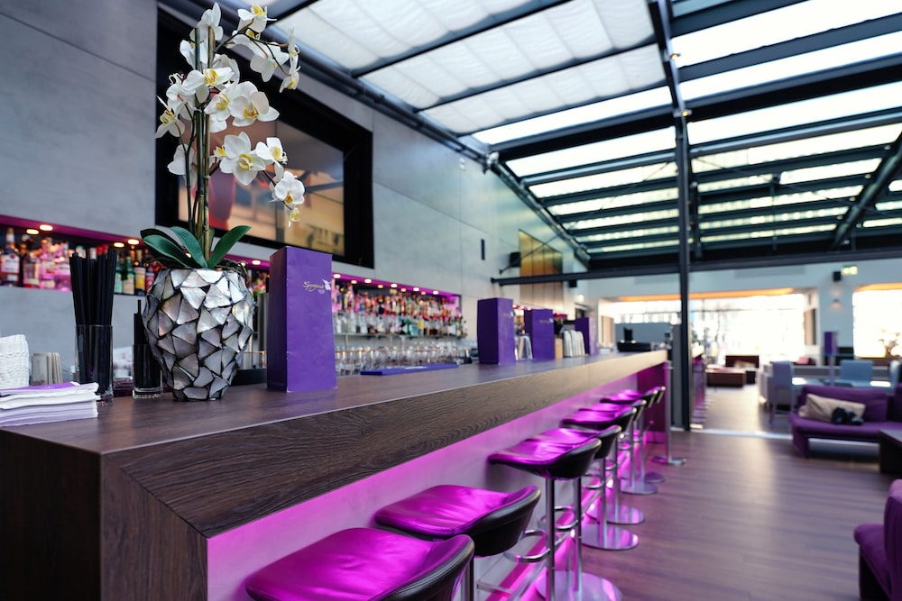 מזון ומשקאות