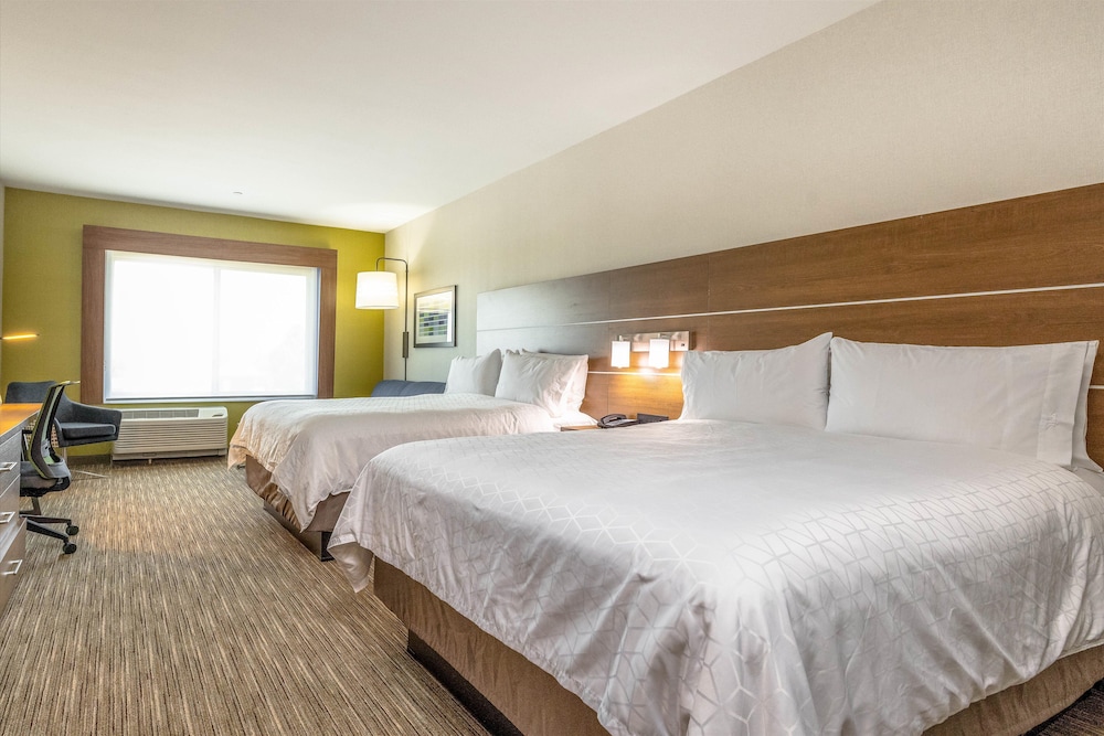Holiday Inn Express & Suites San Jose Silicon Valley - photo 16