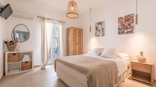 Litsa Malli Rooms — 4-Star Luxury Hotel in Milos, Greece