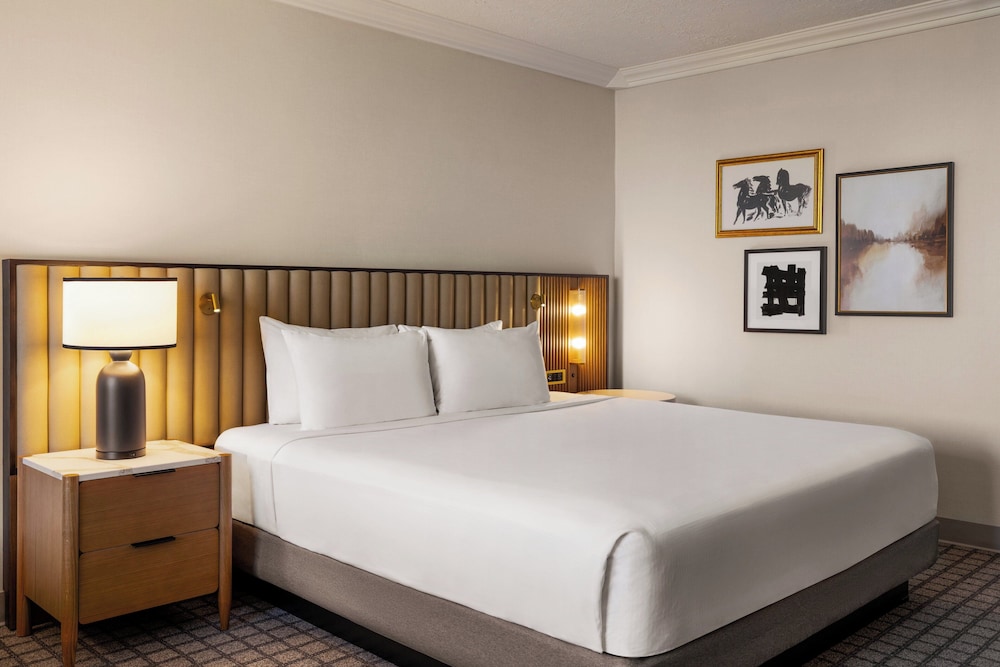 Crowne Plaza Louisville Airport Expo Ctr by IHG - photo 32