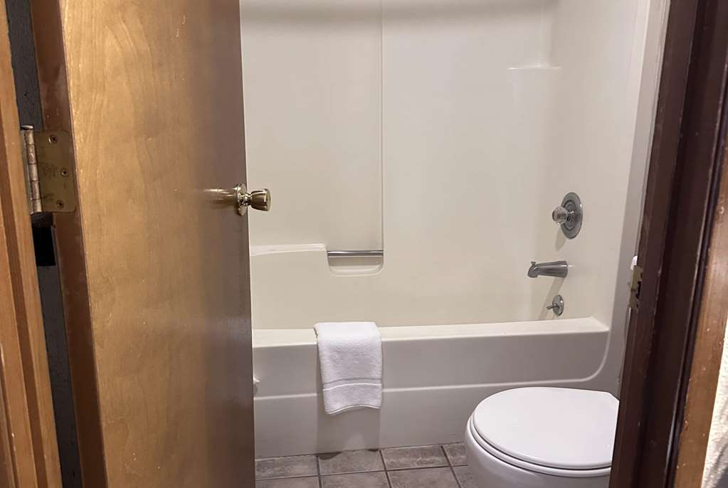 Super 8 by Wyndham Vancouver East - photo 23