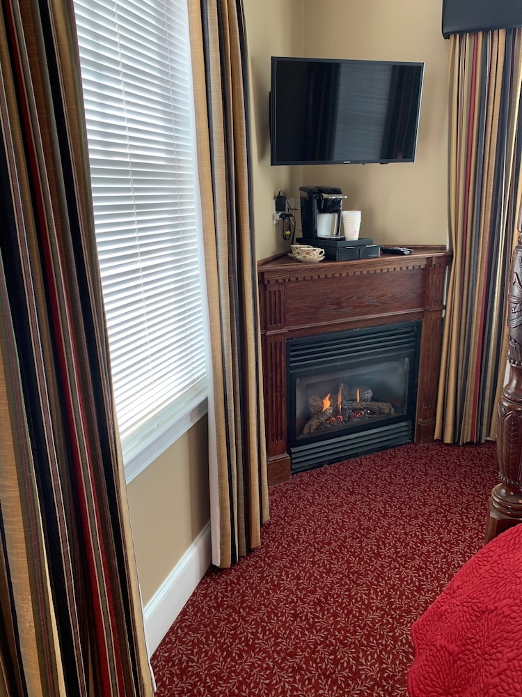 Almondy Inn - photo 25
