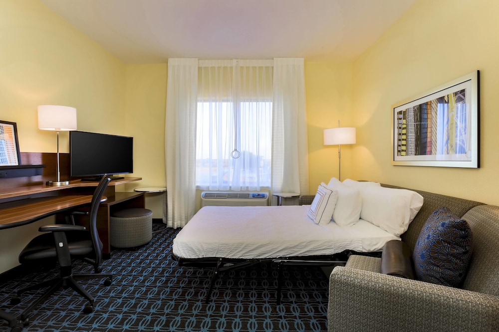 Fairfield Inn & Suites by Marriott Snyder - photo 14