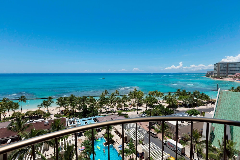 Waikiki Beach Marriott Resort & Spa - photo 137