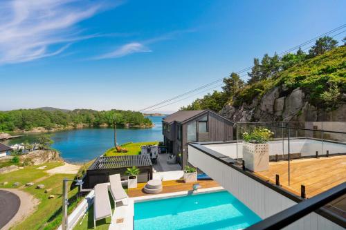 Seaside Oasis Villa — 4-Star Luxury Hotel in Kristiansand, Norway