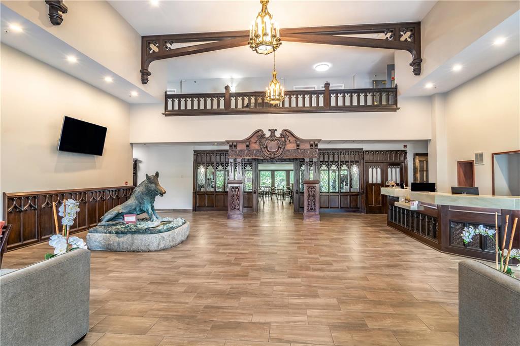 Riverview Inn & Suites an Ascend Collection Hotel — hotel in Rockford