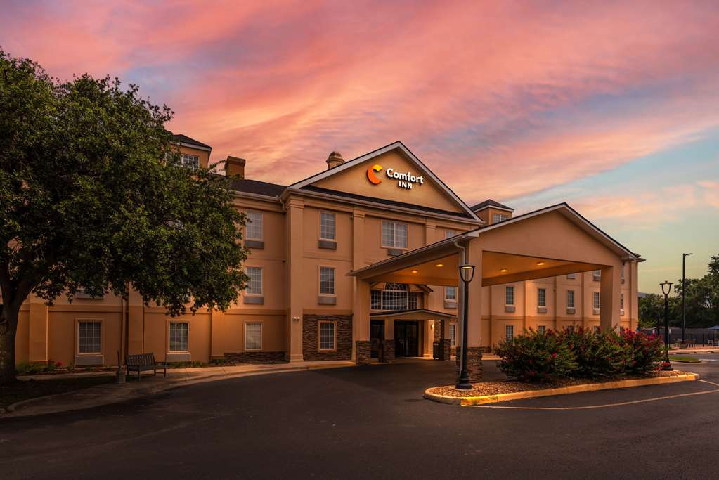 Comfort Inn Lafayette North I 10 - photo 4