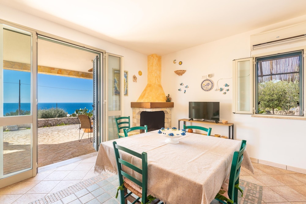 3248 Stone Hill House by Barbarhouse — 4-Star Luxury Hotel in Morciano Di Leuca, Italy