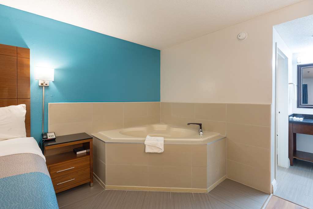 Motel 6 Albany GA - photo 13