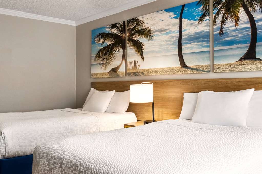 Days Inn by Wyndham Miami Airport North - photo 26