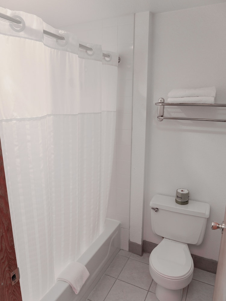Sweet Home Inn - photo 12