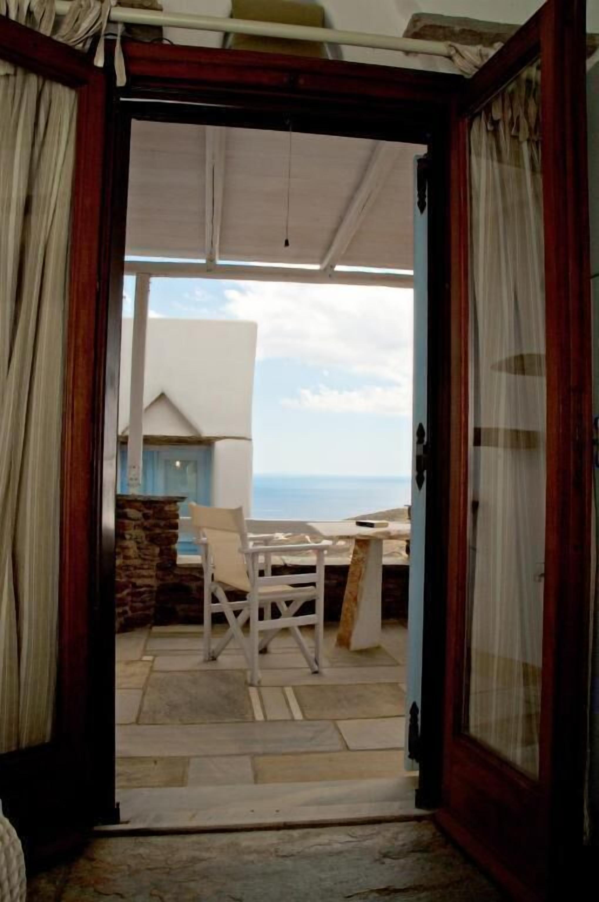 Thea Thalassa — Tinos — photo 4