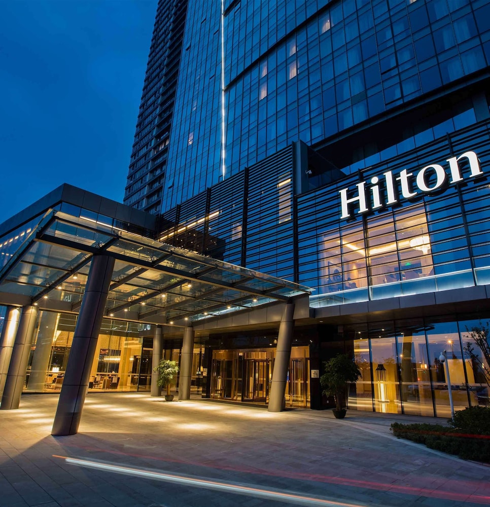 Hilton Wuhan Riverside — hotel in Wuhan