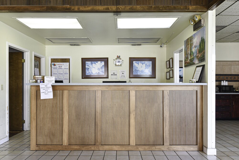Hotel Valdosta GA I 75 & St Augustine Rd - photo 2