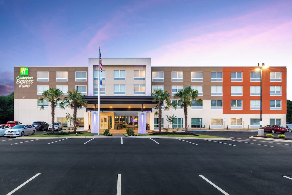 Holiday Inn Express & Suites Greenville Taylors by IHG - photo 2