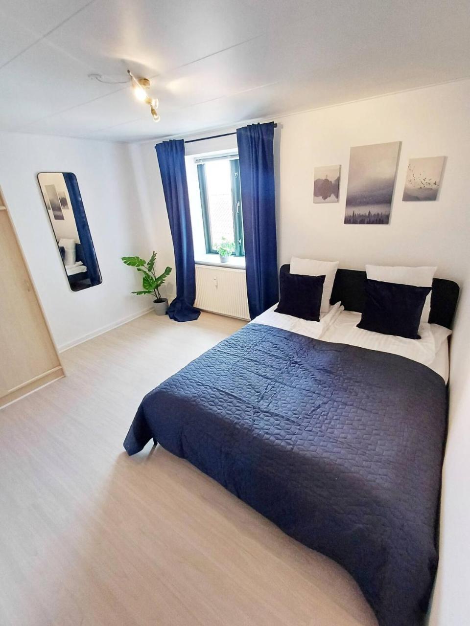 City Central Double Room 1 with free parking in Hjorring, Denmark