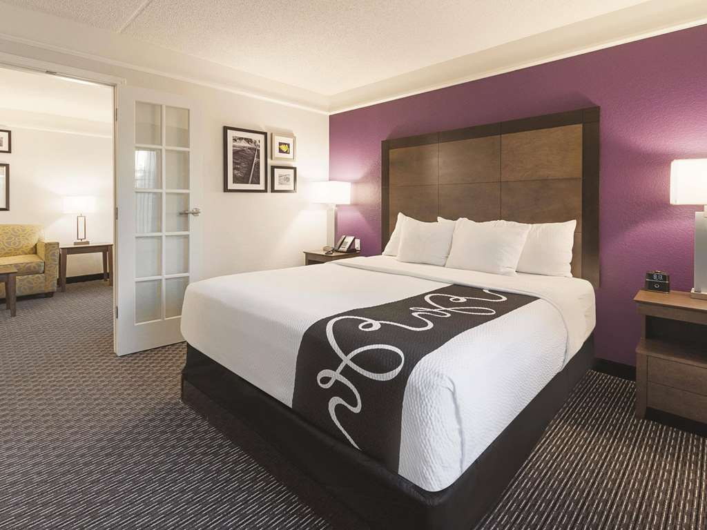 La Quinta Inn & Suites by Wyndham Grand Junction - photo 29