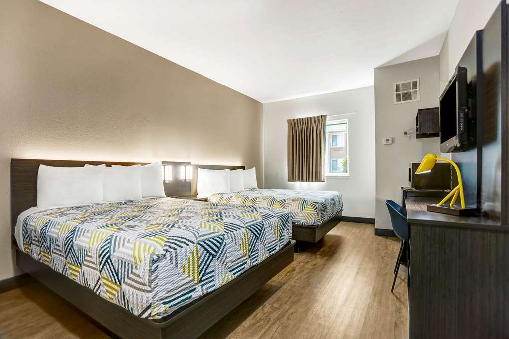 Motel 6 Weatherford TX - photo 13