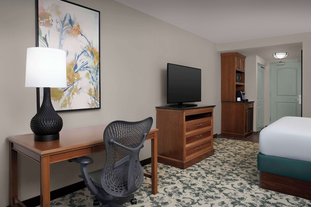 Hilton Garden Inn Gainesville - photo 16