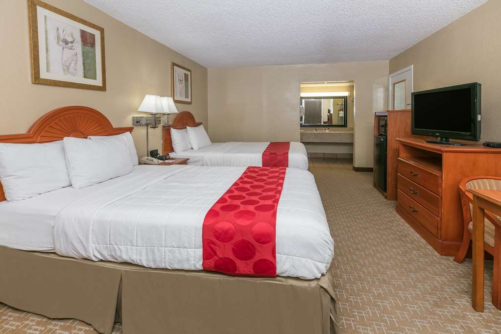 Ramada by Wyndham Odessa Near University of Texas Permian - photo 13
