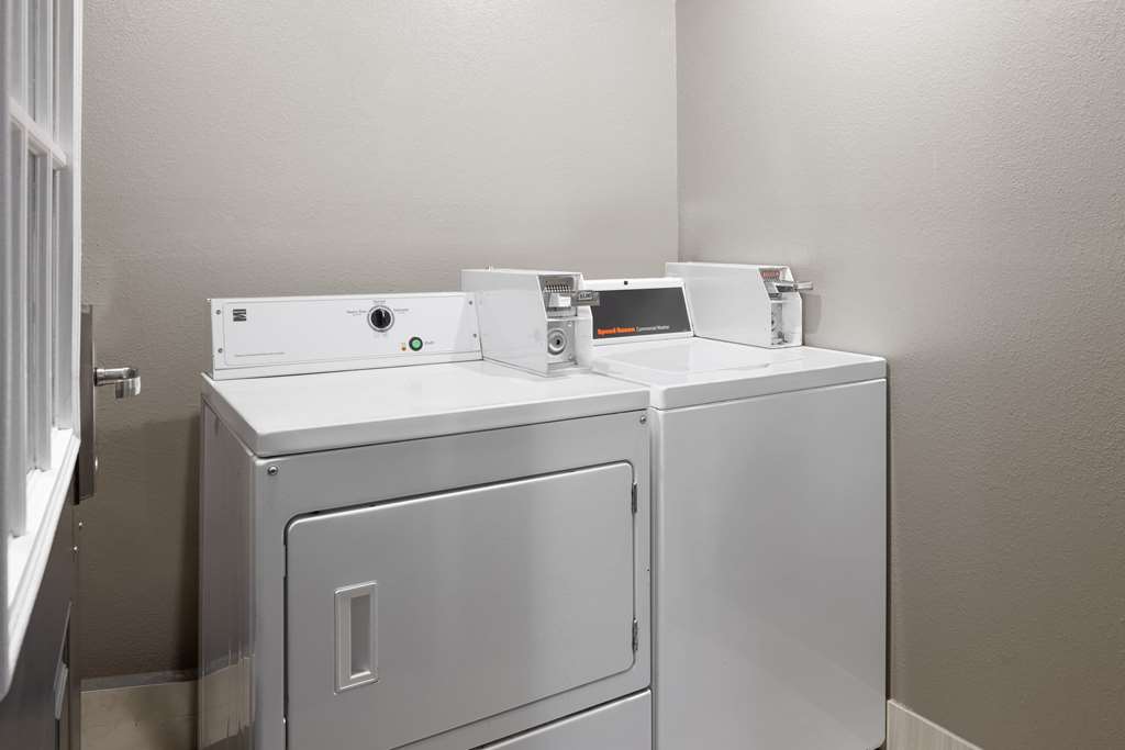 Ramada by Wyndham Medford Airport North - photo 10