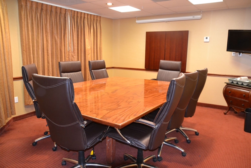 FairBridge Inn & Suites Cleburne - photo 38