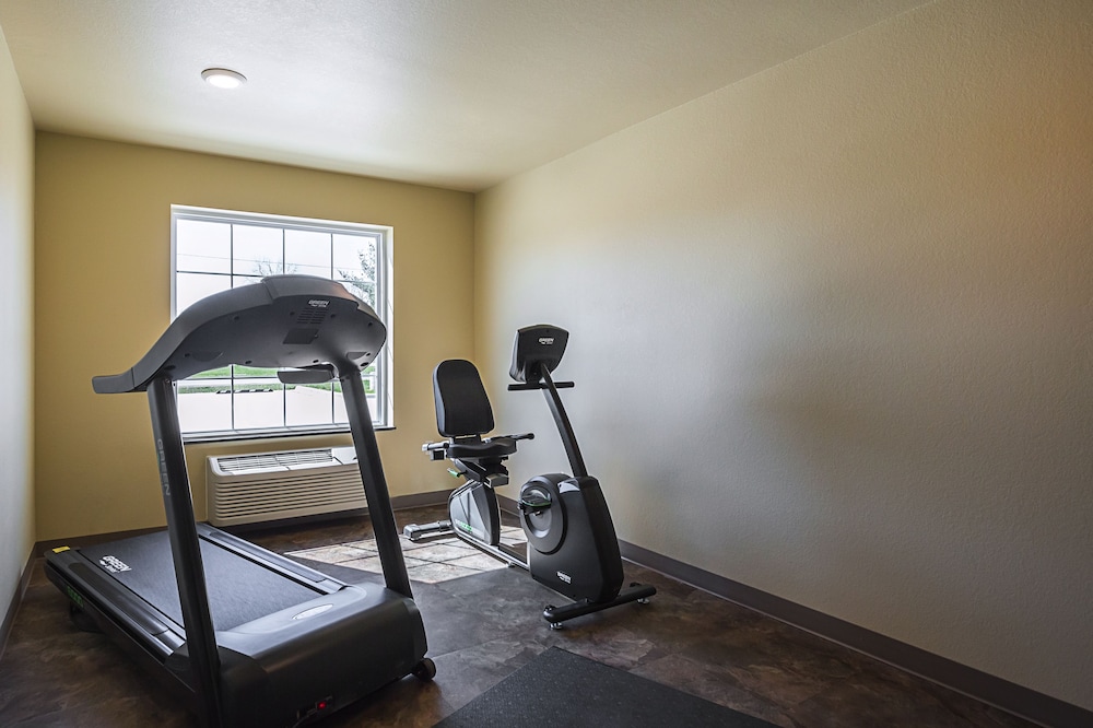 Cobblestone Inn & Suites Lakin - photo 30