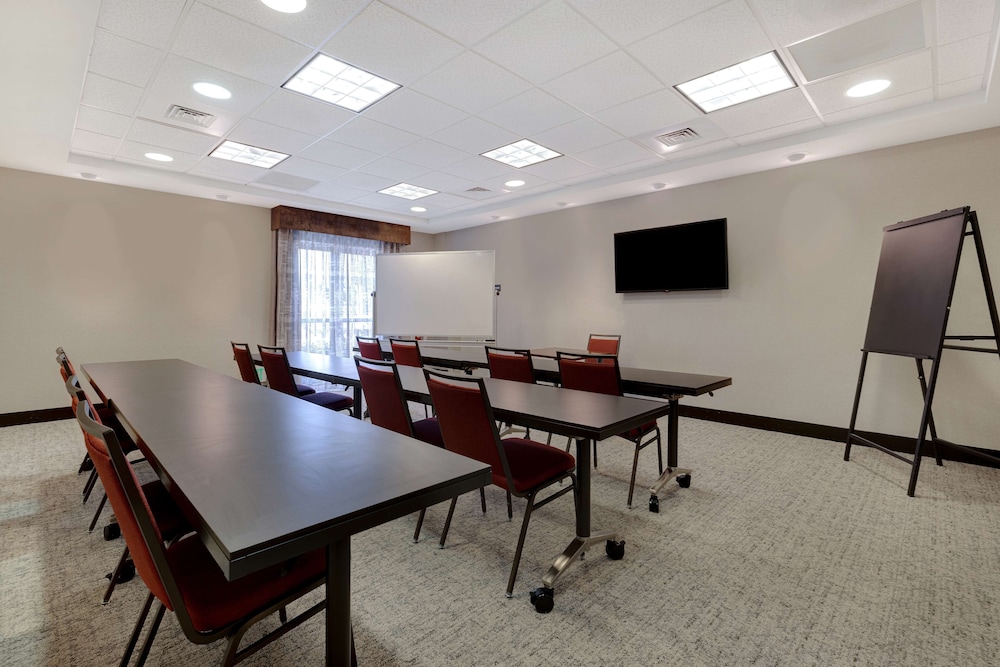 Hampton Inn & Suites San Luis Obispo - photo 48