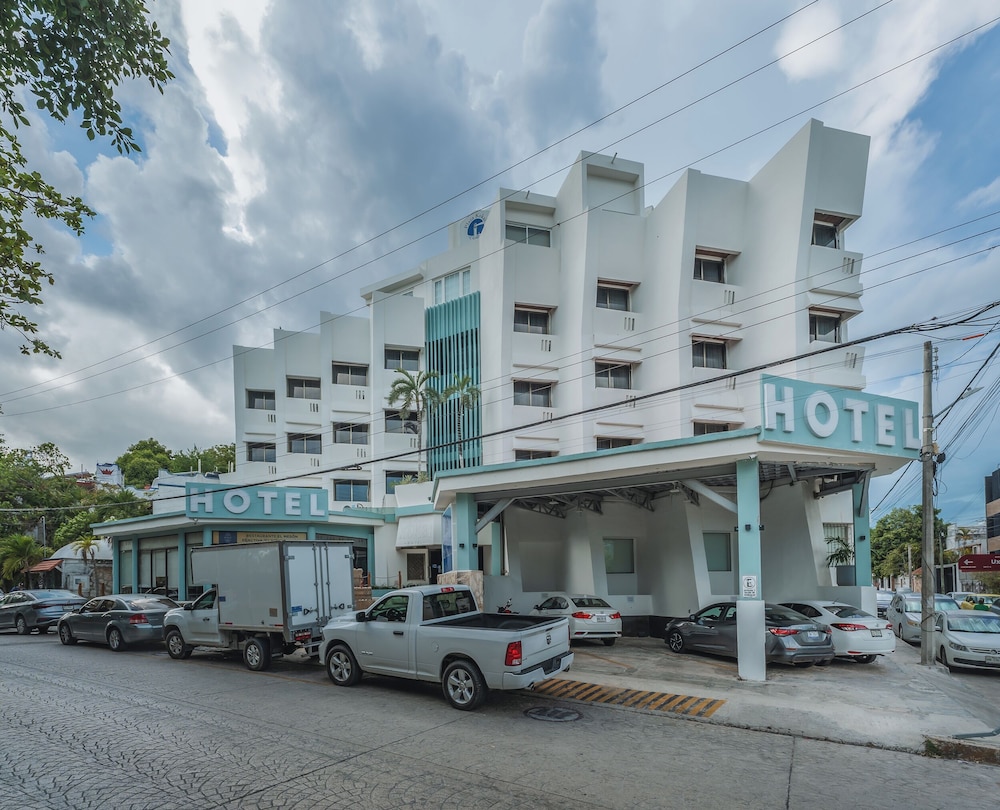 Hotel Plaza Kokai Cancún