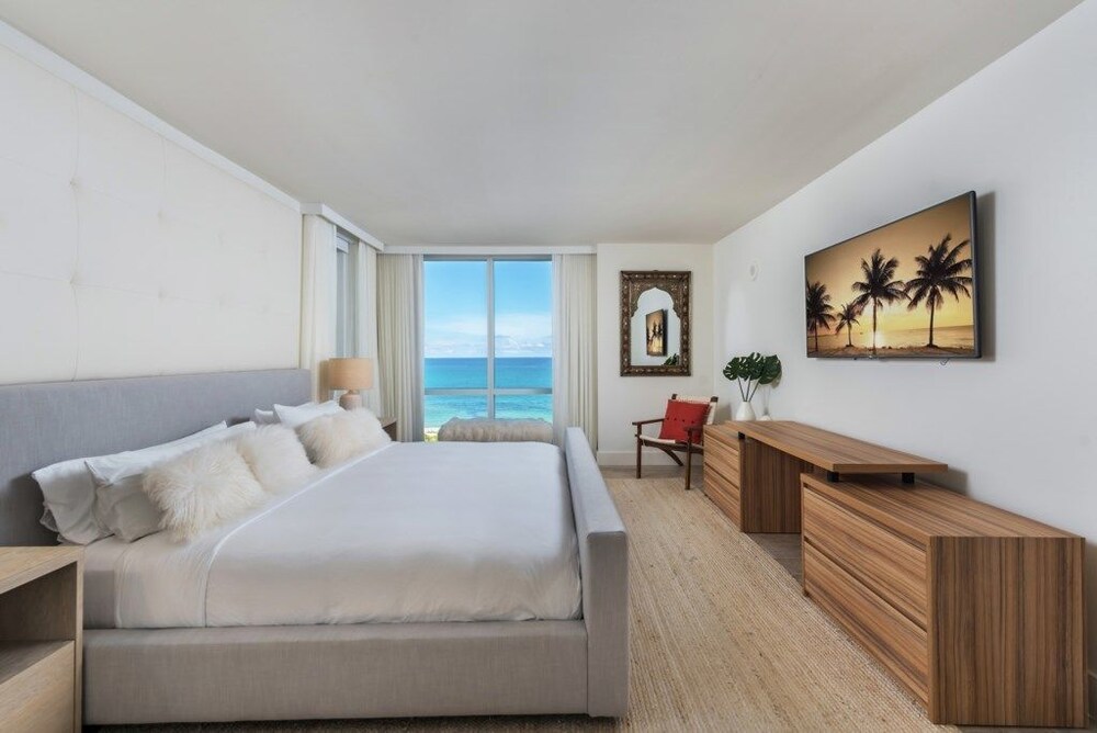 Eco hotel Condo #239377 2 Bedrooms 2.5 Bathrooms Hotel Room - photo 14