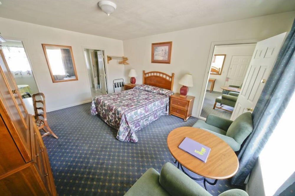 Rainbow Lodge and Inn - photo 19