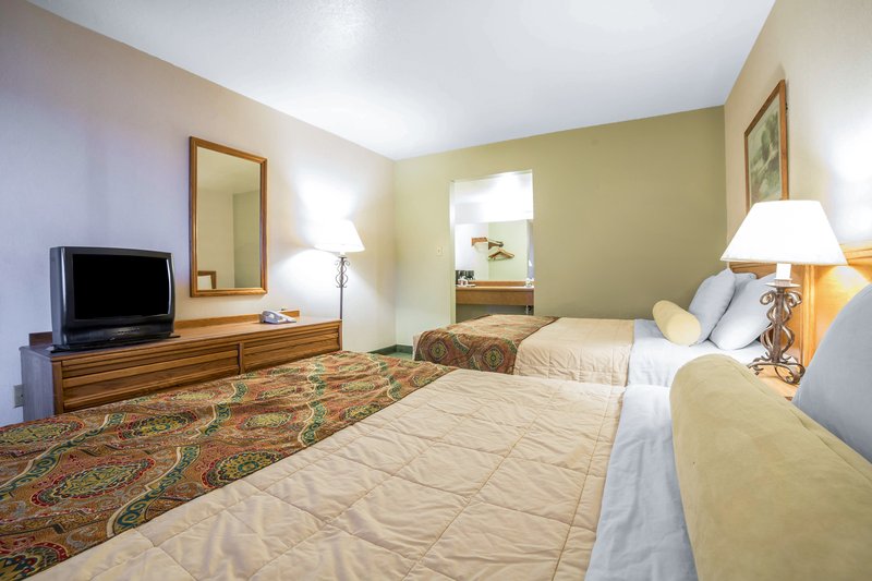 Rodeway Inn Red Hills - photo 20
