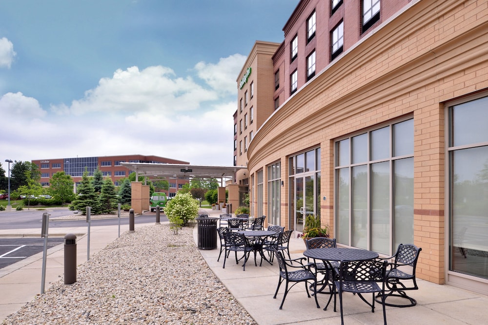 Holiday Inn Madison at The American Center by IHG - photo 35