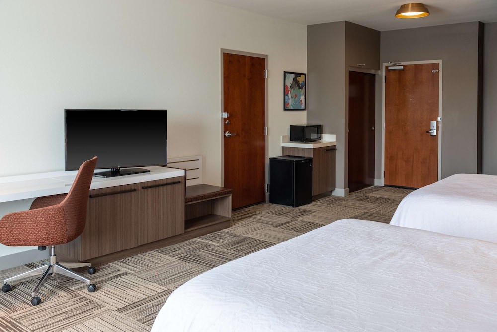 Hilton Garden Inn North Little Rock - photo 20