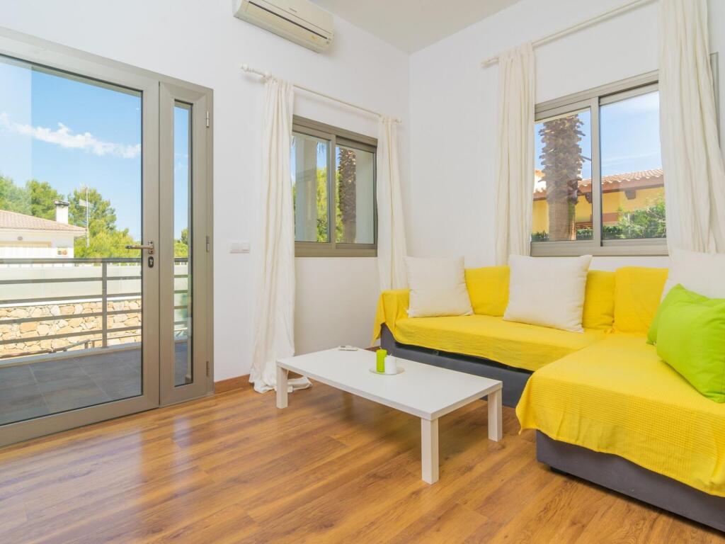 Bahamas 1 Etv 7082 in Santa Margalida, Spain