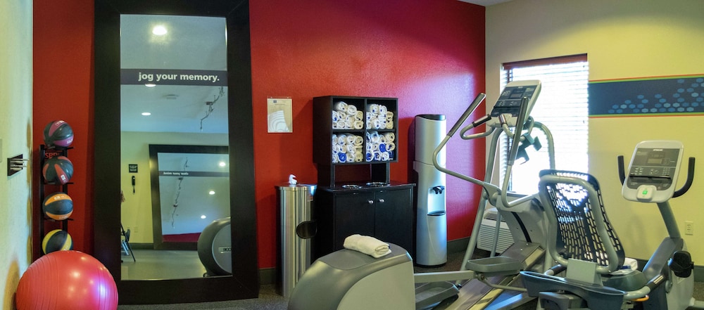 Hampton Inn St. Louis Chesterfield - photo 21