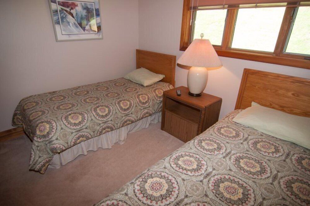 Ski Inn - featured photo