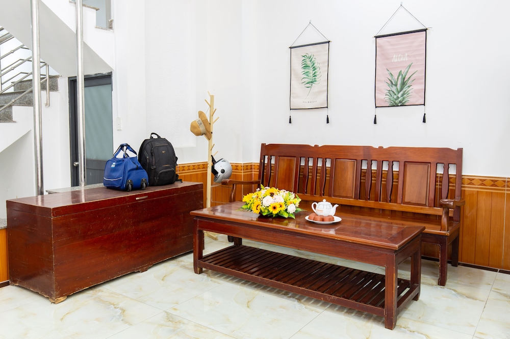 Hotel Hoa Cúc Phương Dĩ An Bình Dương in Di An, Vietnam