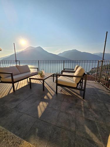 Amazing Lake View Apartment with Pool and 2 Terraces Modern Urio by STAYHERE LAKECOMO — 4-Star Luxury Hotel in Carlazzo, Italy