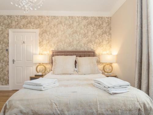 Sunderland Self Catering 2 Violet Cottage Free Parking — 4-Star Luxury Hotel in Sunderland, United Kingdom