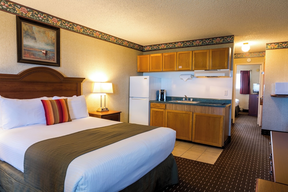 Ebb Tide Oceanfront Inn - photo 26