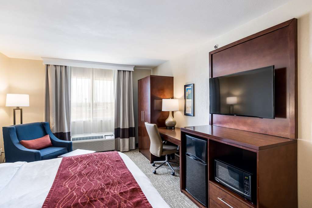 Comfort Inn Bonner Springs Kansas City - photo 12