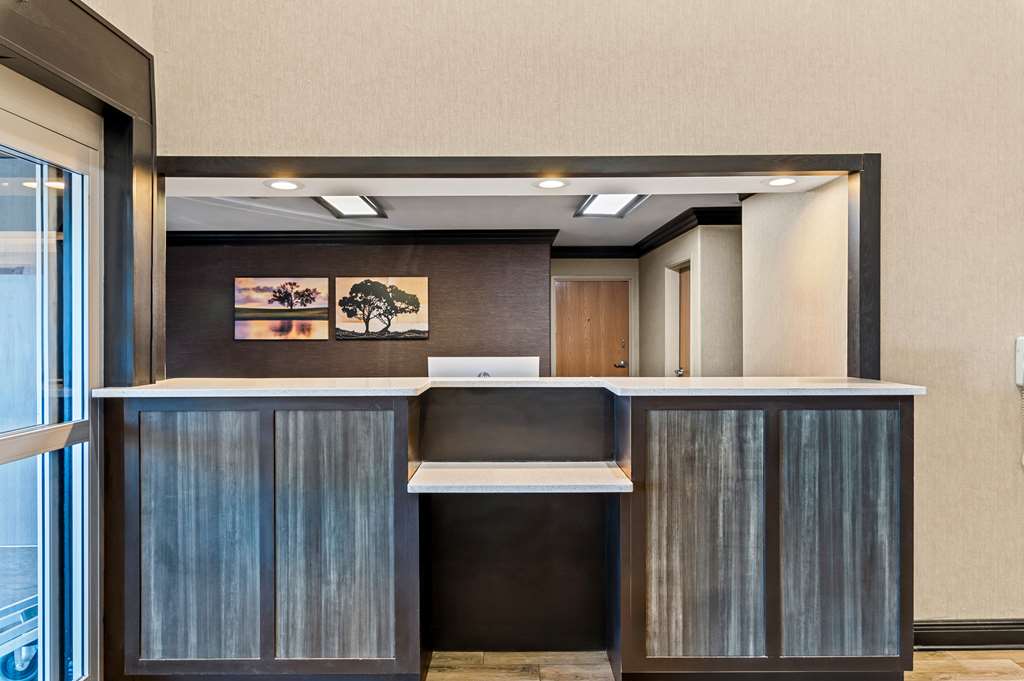 Best Western Presidential Hotel & Suites - photo 5