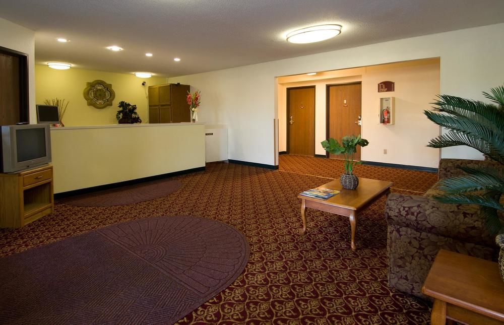 Rodeway Inn Baxter - photo 12
