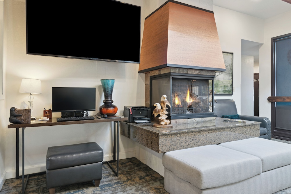 Eagle Point Resort - photo 11