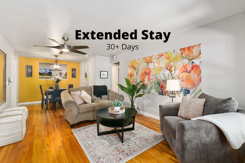 Urban Nest Garage Sunroom & Fenced Yard in Fort Collins, United States